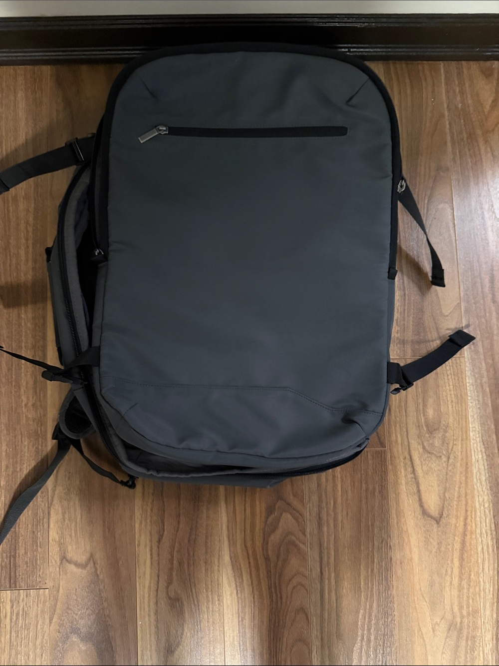 Men's Gray Everyday Backpack - Minimalist Carry